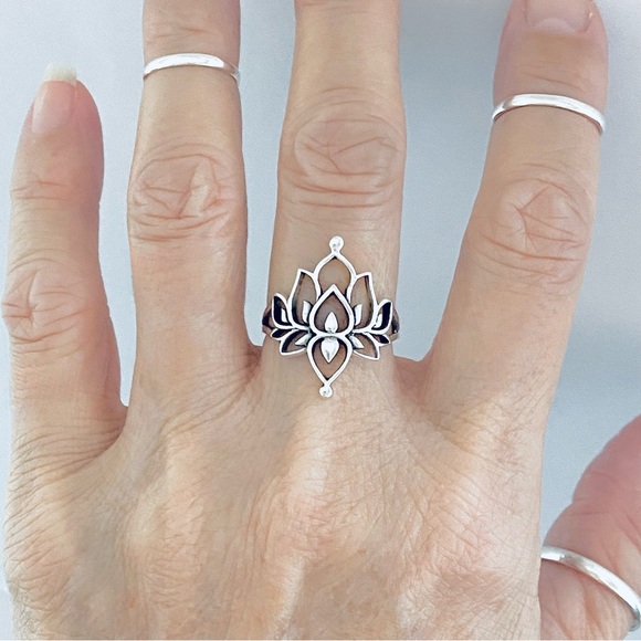 Sterling Silver Thin Vintage Style Lotus Flower Ring, Silver Rings, Yoga Jewelry - Picture 1 of 12